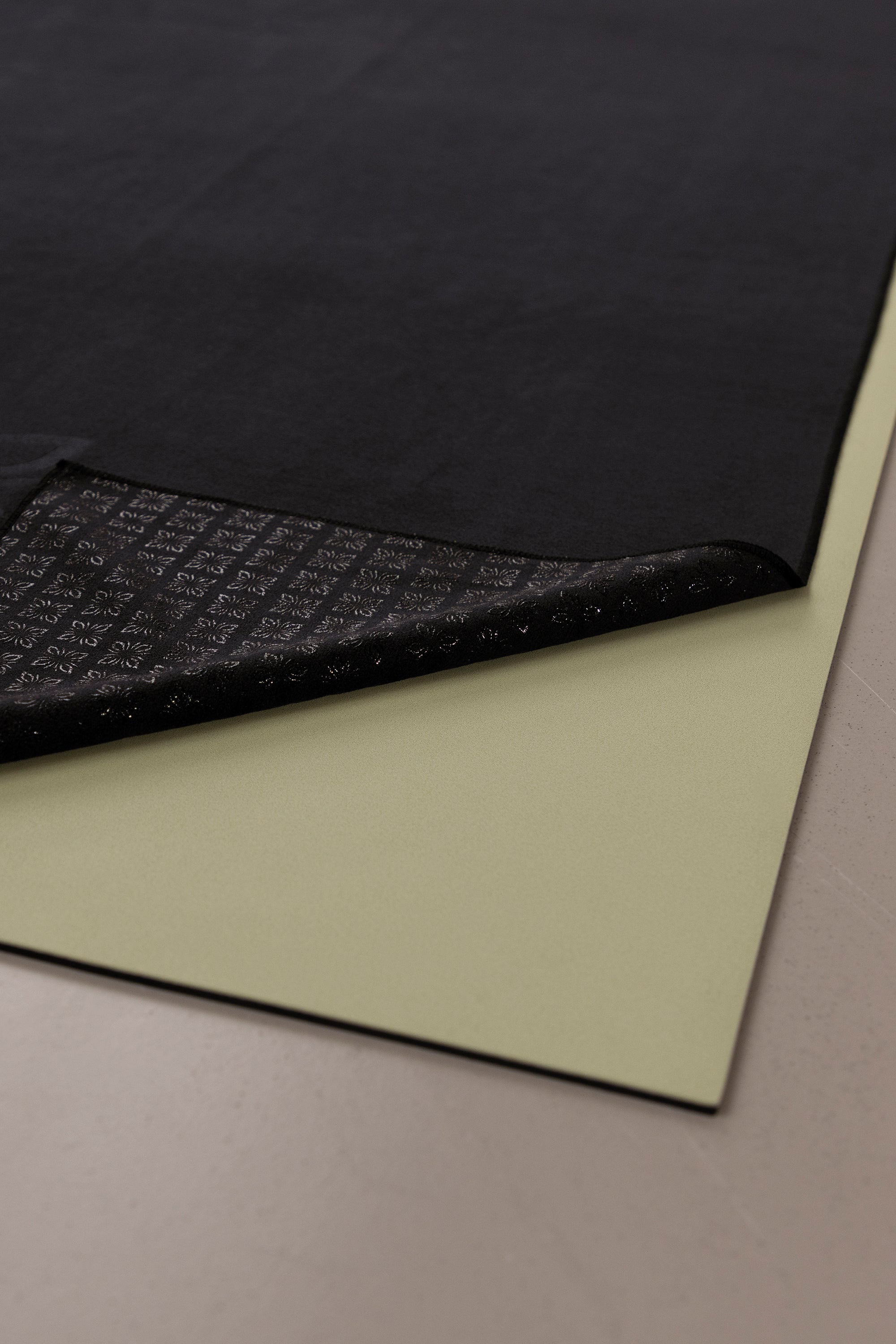 STAYMAT™ Yoga Towel