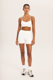 L'essence Shorts 5"