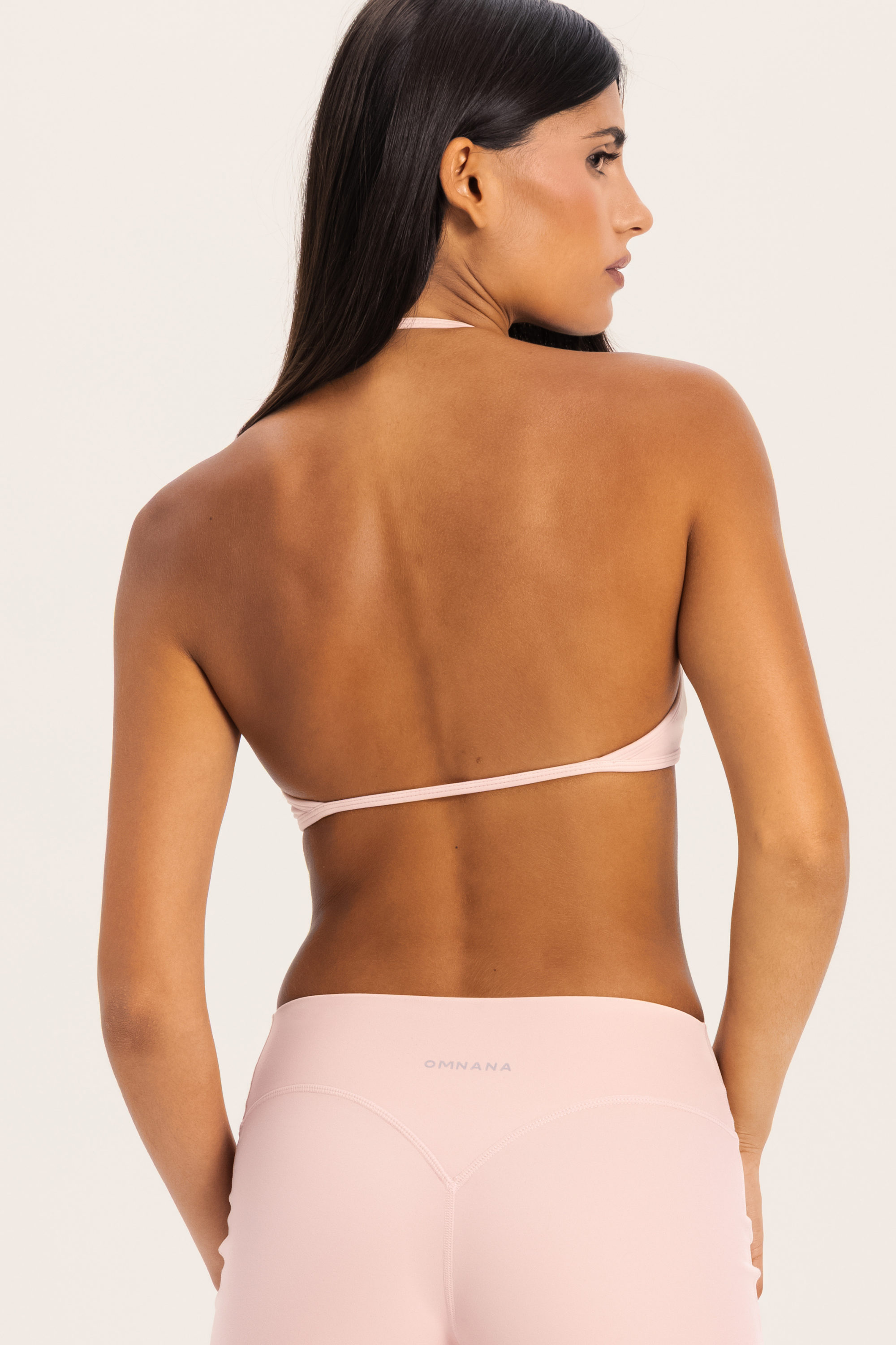 L'essence Minimal Halter Neck Bra